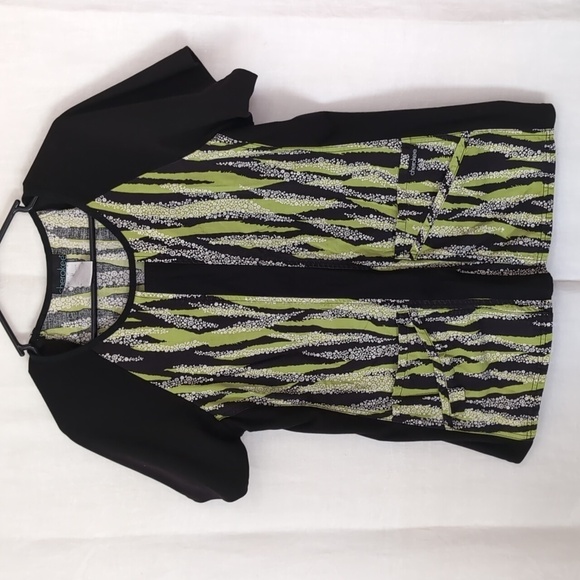 Cherokee Green Black Zebra Knit Side Scrub Top Size Medium - Picture 1 of 5